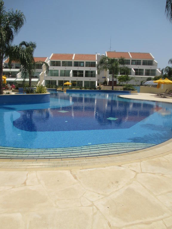 Bayview Gardens Apartment *