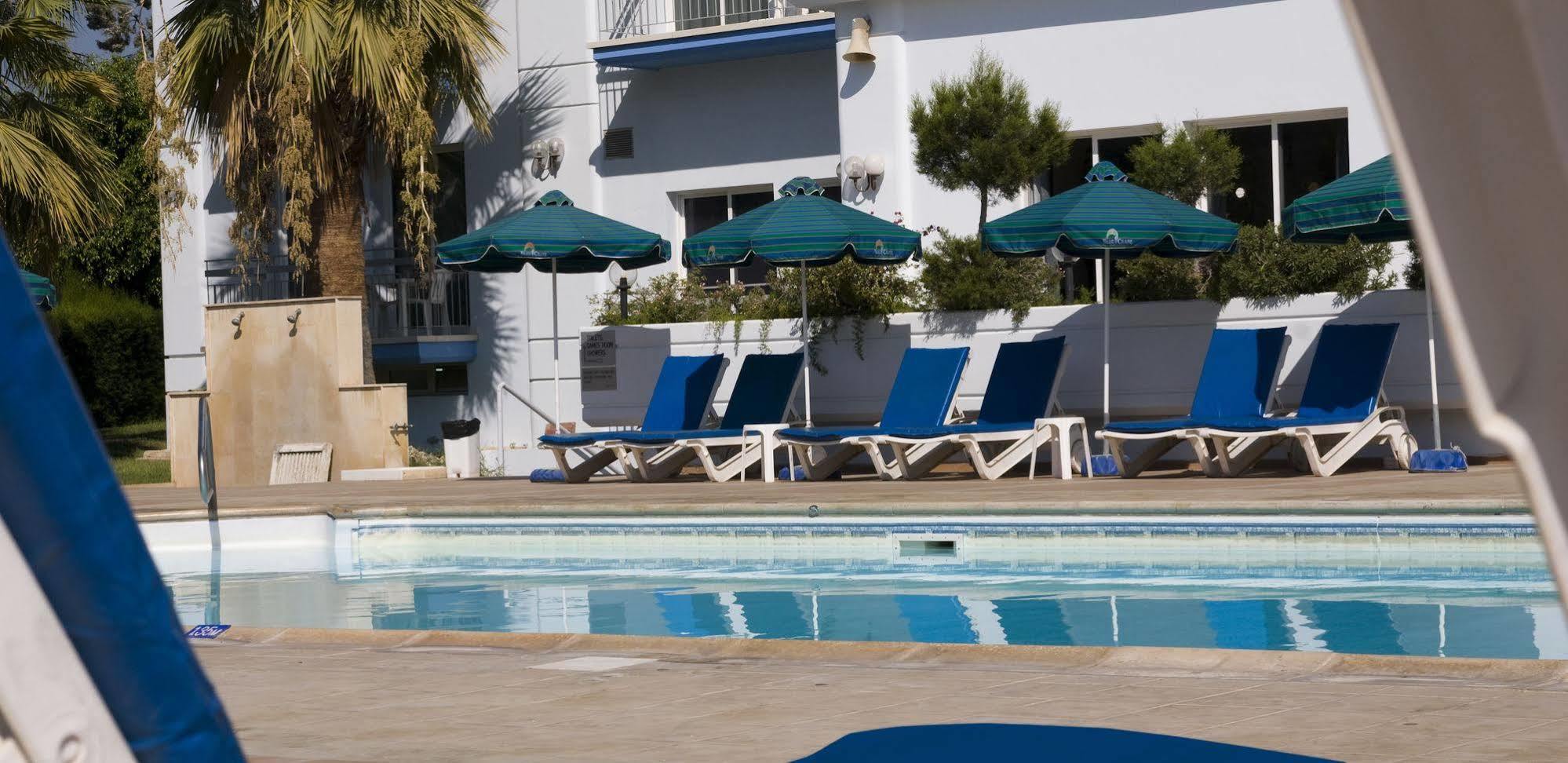 Blue Crane Apts Aparthotel Limassol