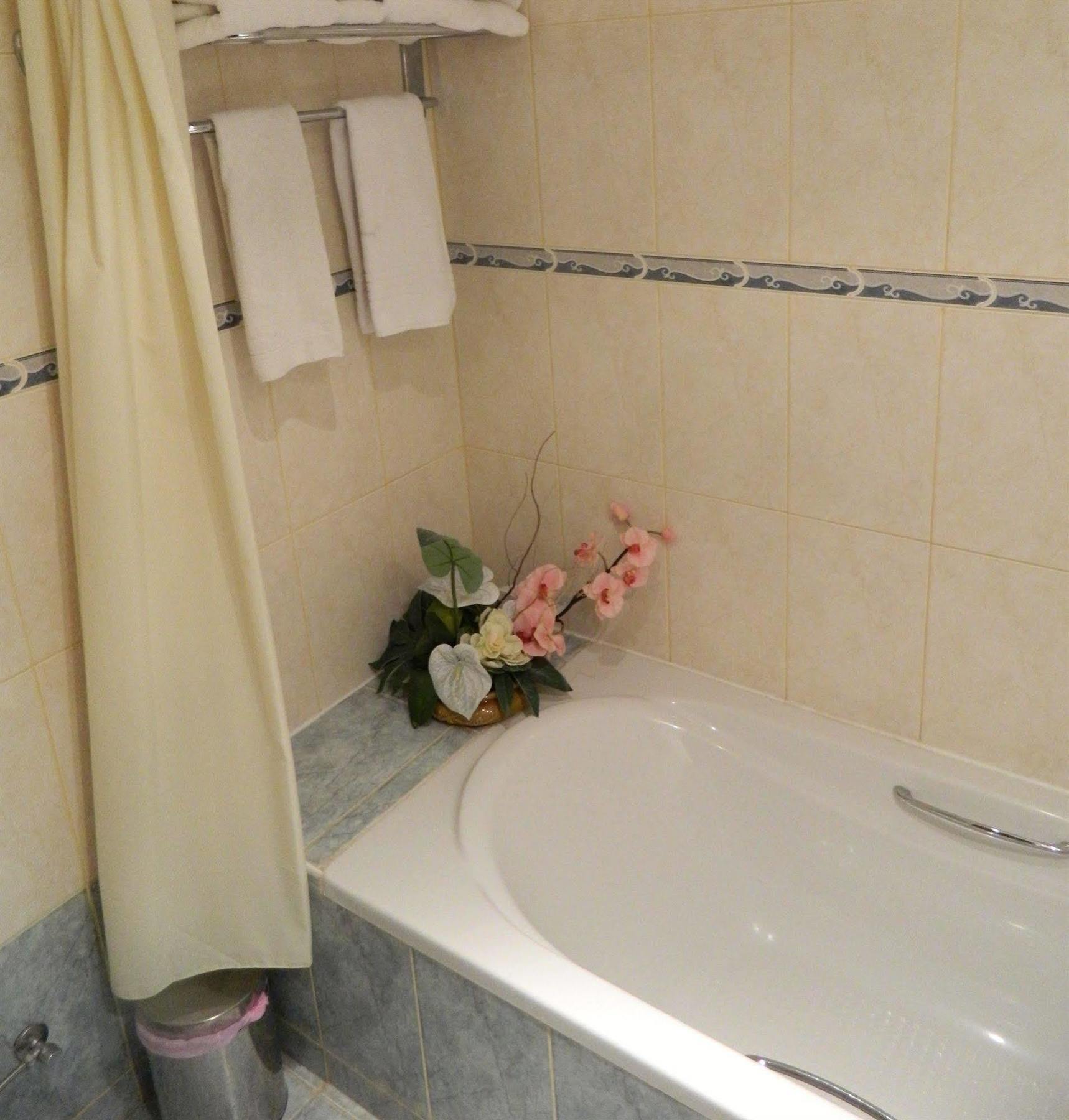 M. Moniatis Hotel 3*