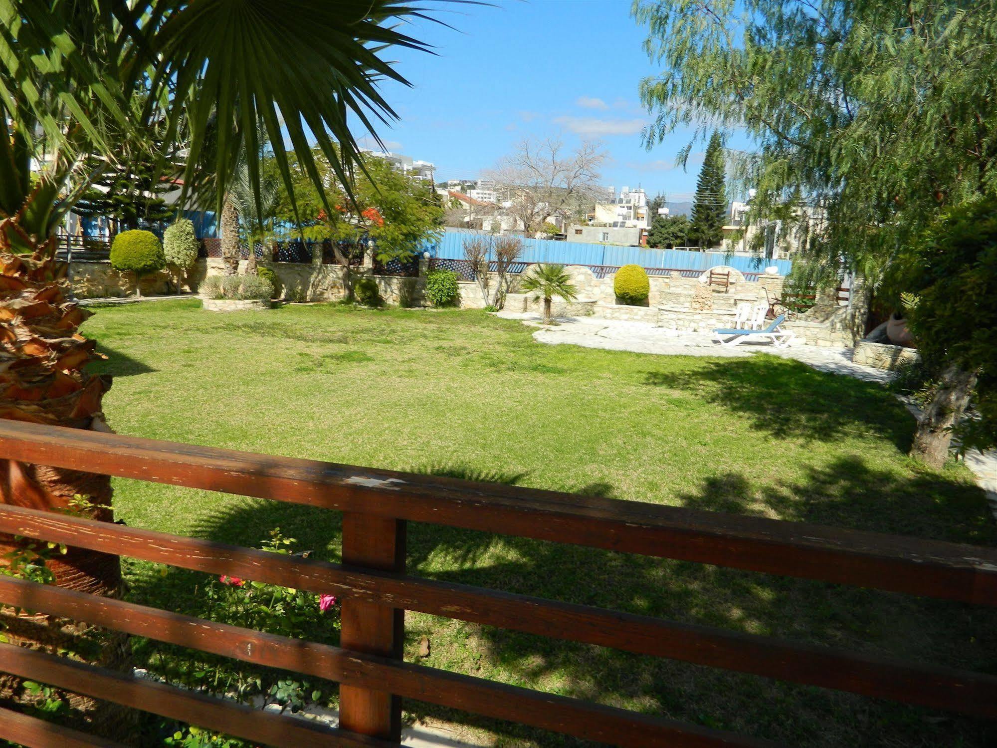 M. Moniatis Hotel