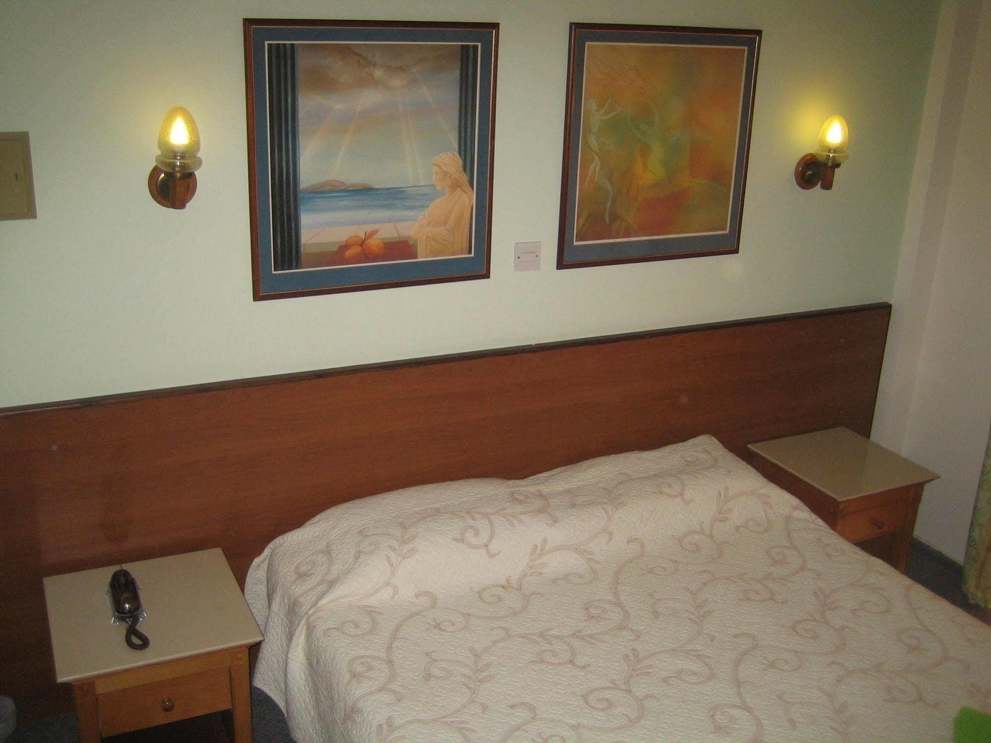 Onisillos 2* Larnaca