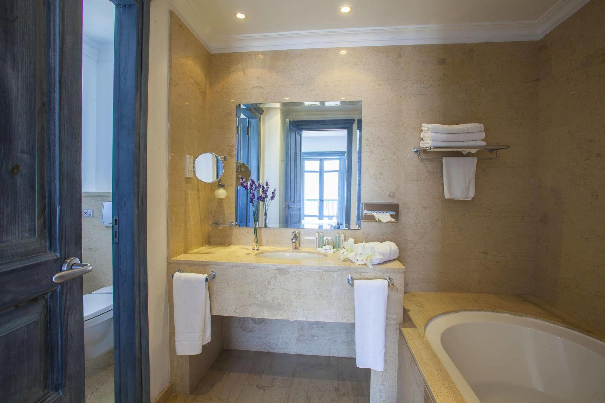 Nausicaa Luxury *