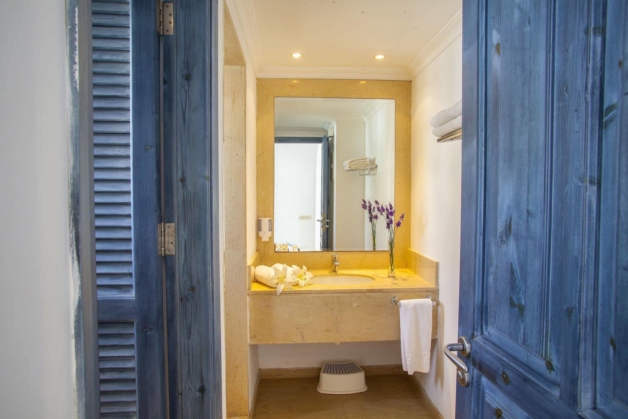 Nausicaa Luxury Villa *