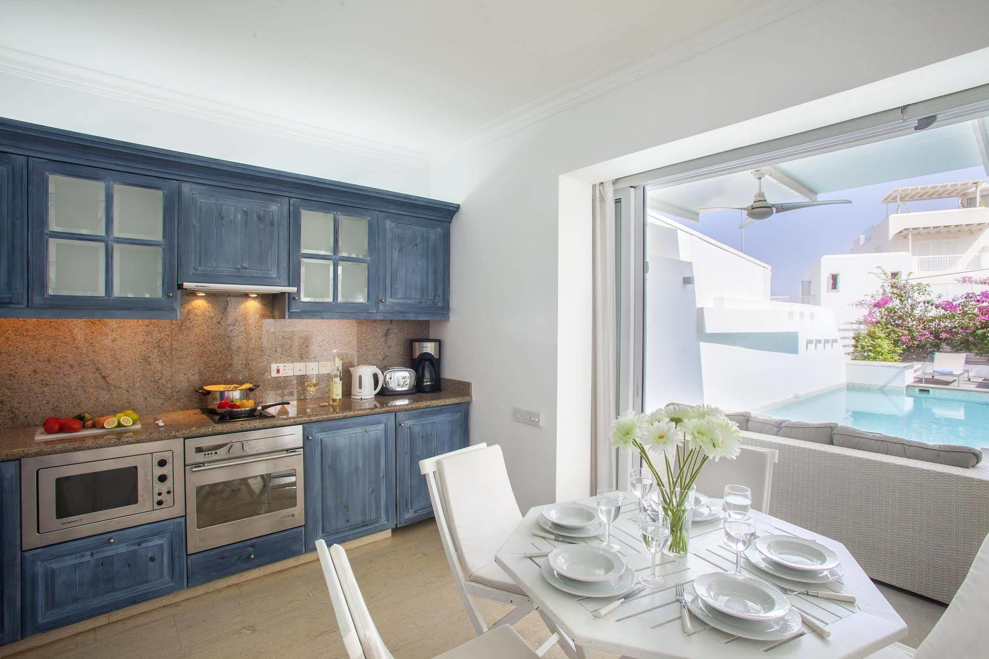 Nausicaa Luxury Villa