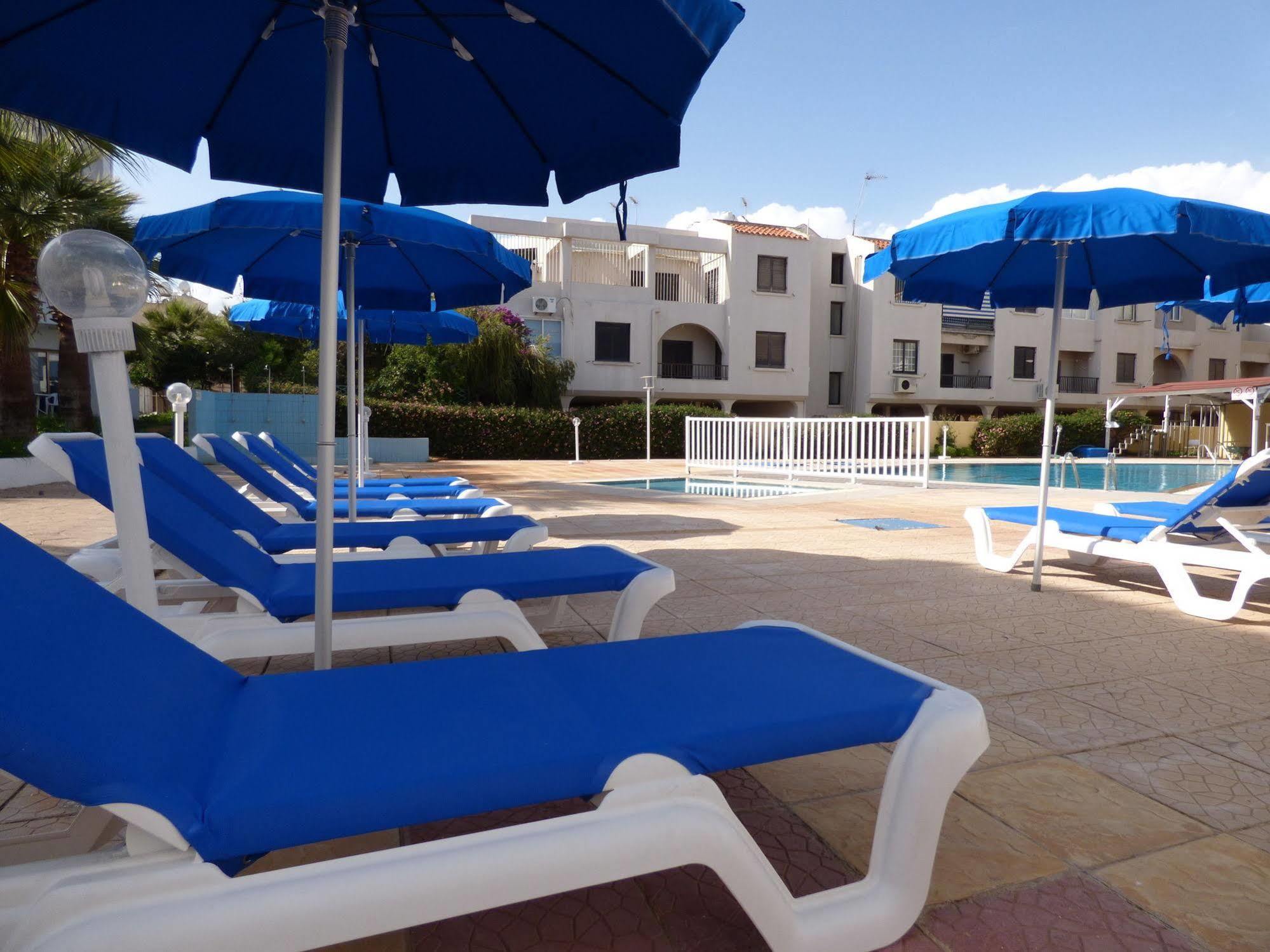 Amore Hotel Apartments 2* Protaras