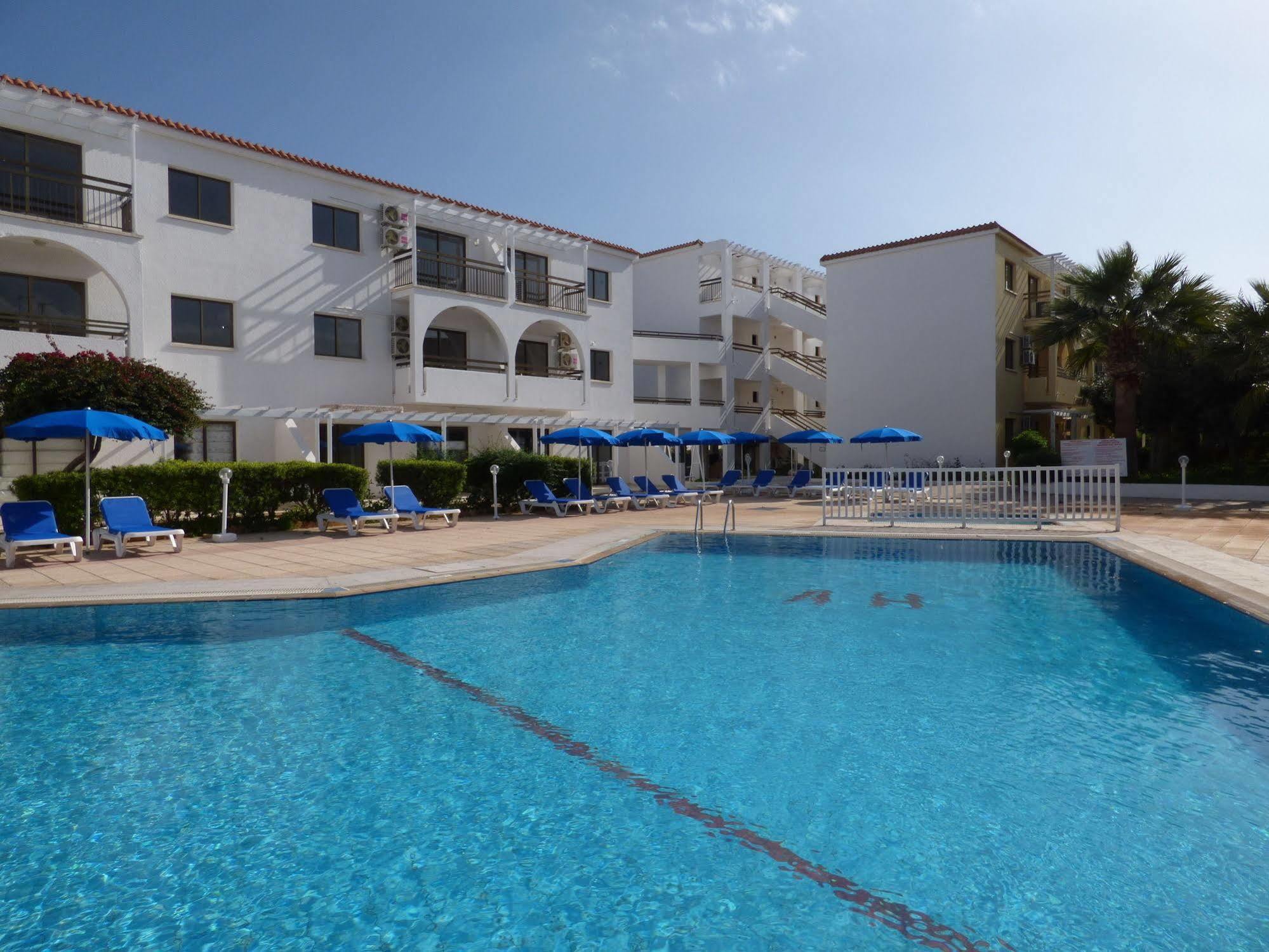 Amore Hotel Apartments Aparthotel