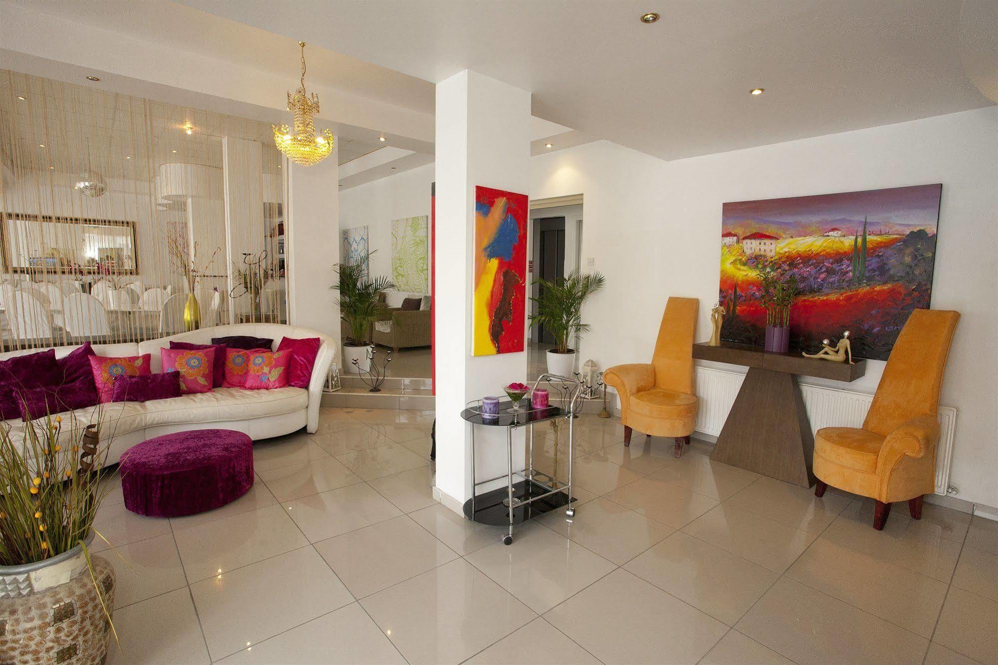 The Palms Aparthotel Limassol