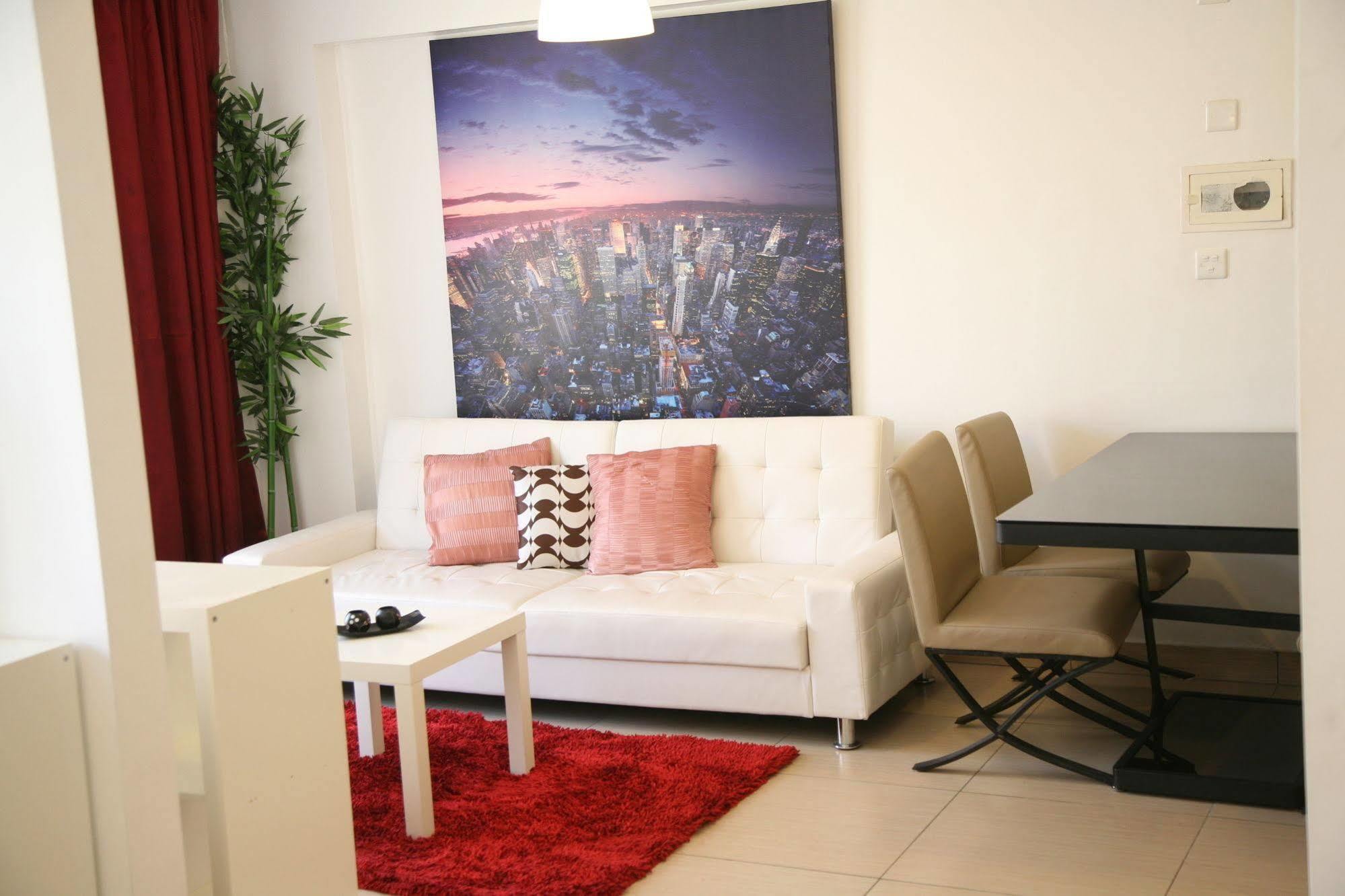 The Palms 3*