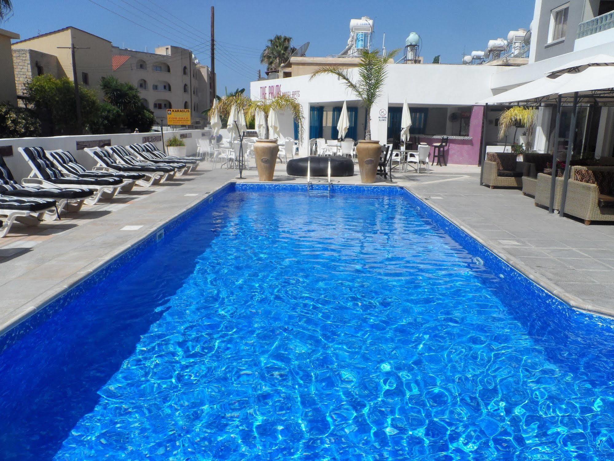 Aparthotel The Palms Limassol