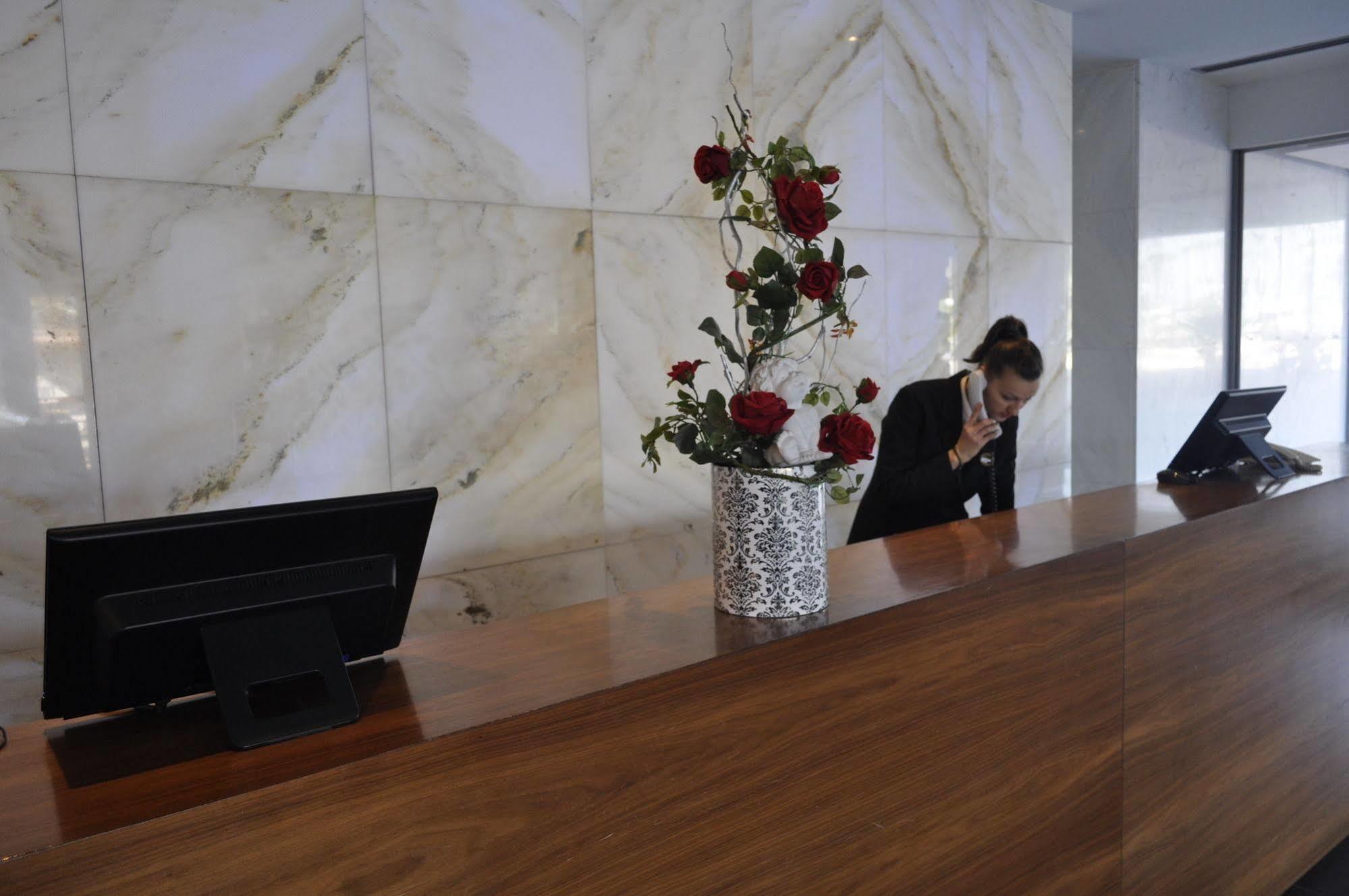 Hotel Sun Hall 4*