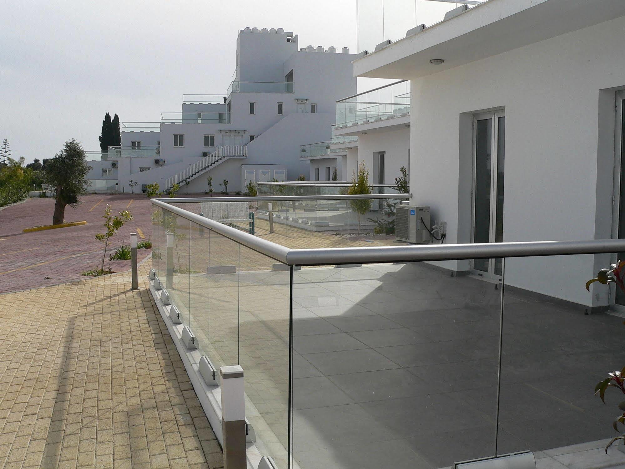 High View Gardens Mazotos