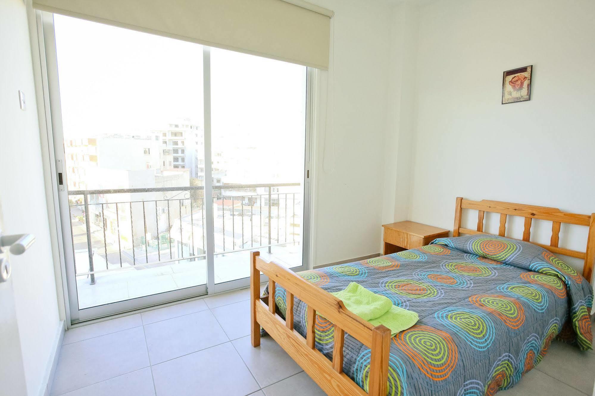 P. Ioannou Flats * Larnaca