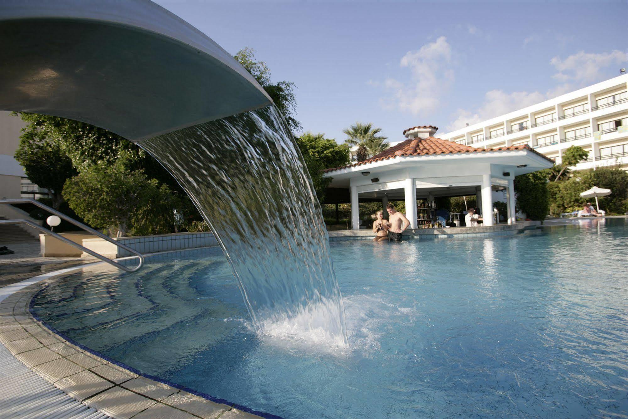 Avanti Village Aparthotel 4*