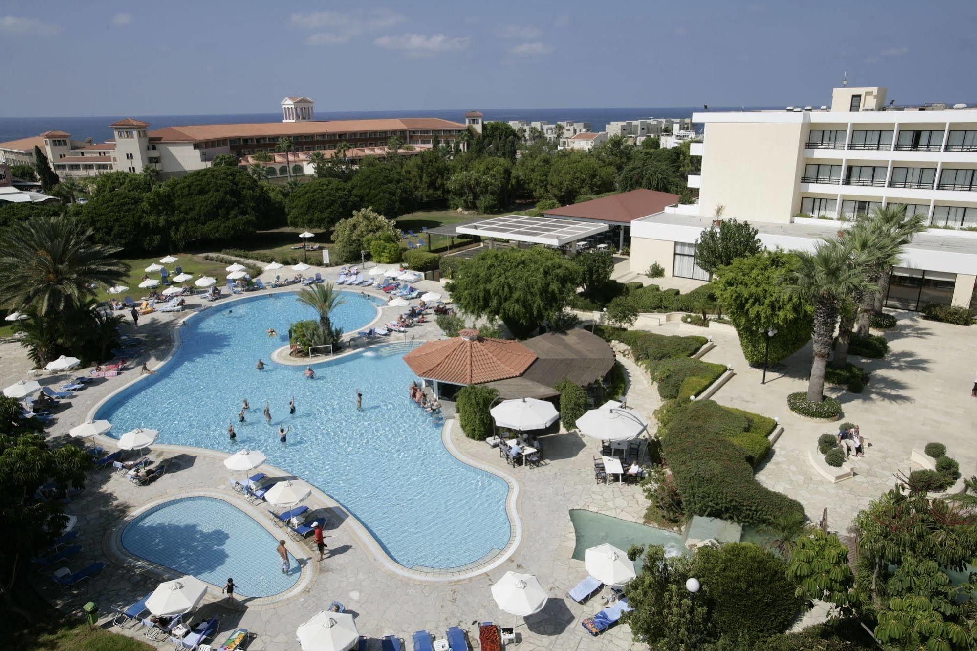 Avanti Village 4*