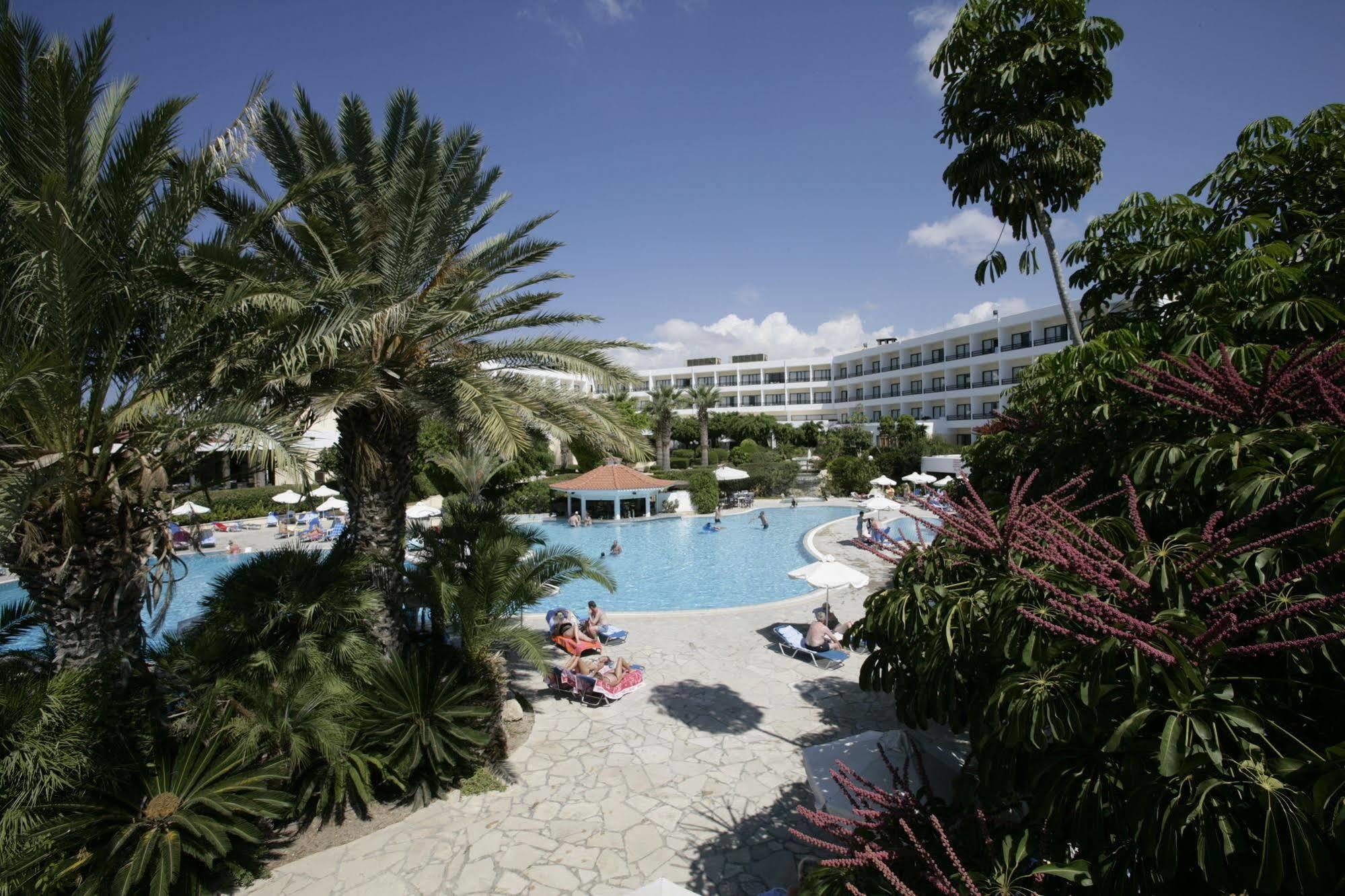 Avanti Village 4*