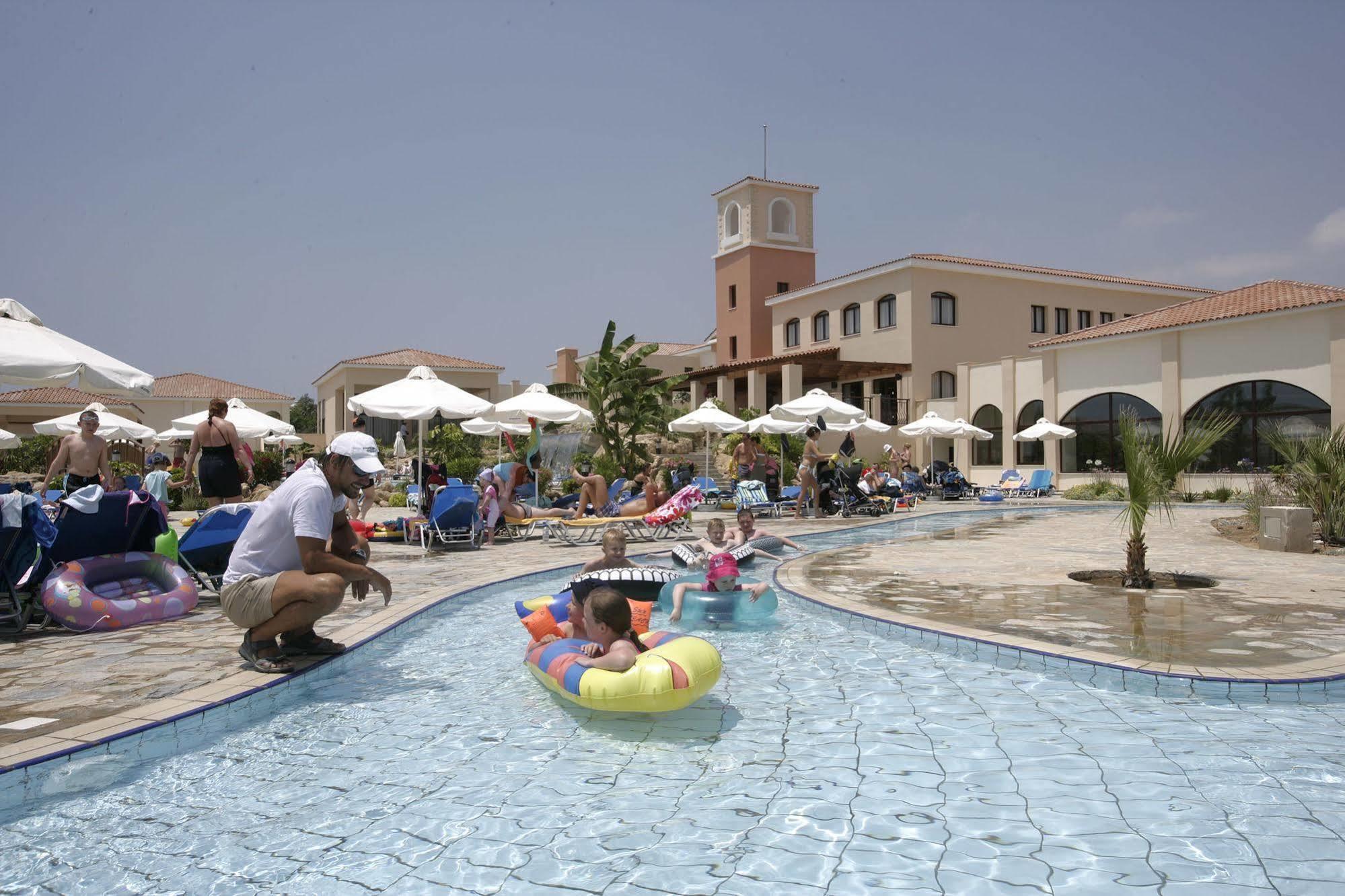 Avanti Village 4*