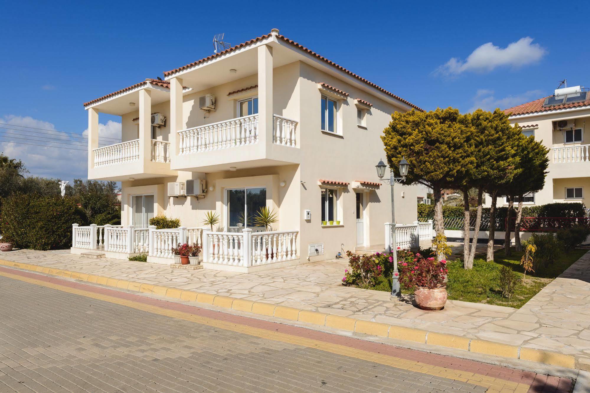 Villa Hadjios Valley *