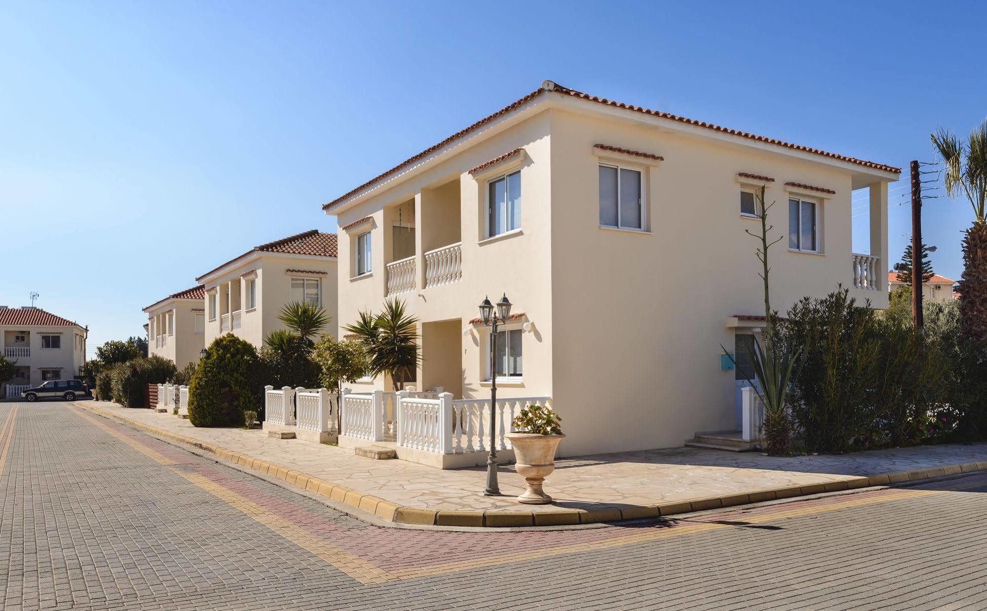 Hadjios Valley Villa *