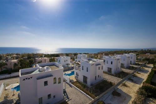 Villa Meltemi *