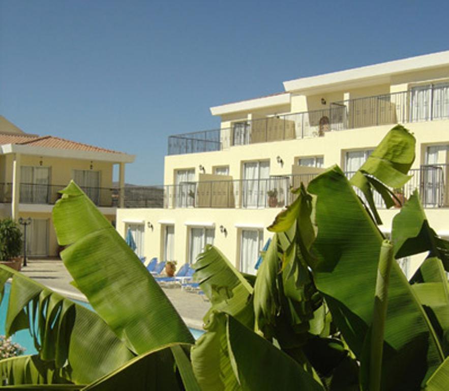 Nicki Aparthotel Polis