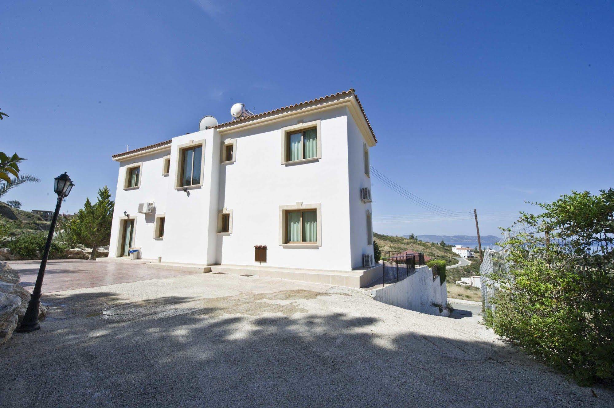 Mersinia Villa *