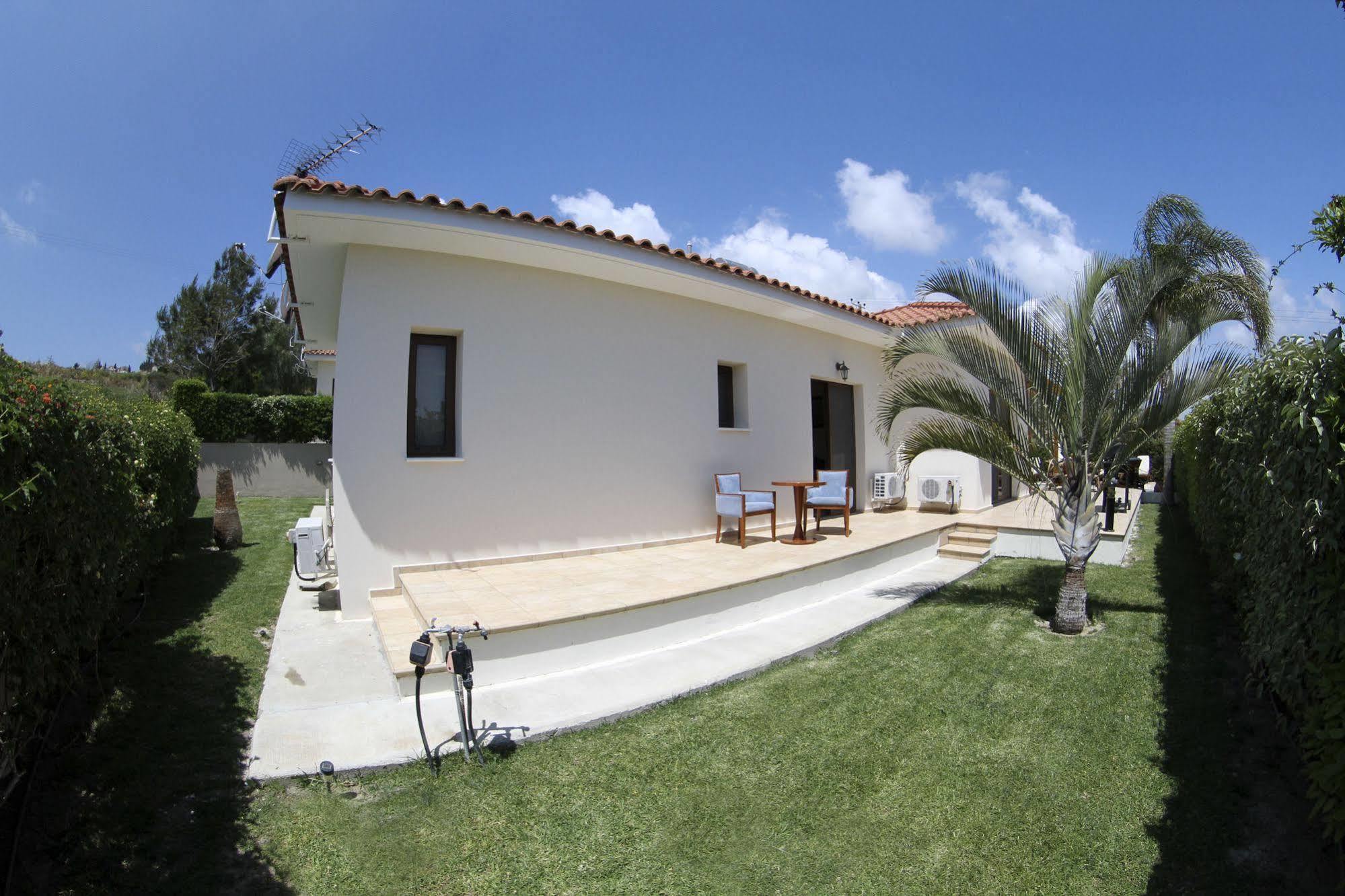 Eve Soultanina Pissouri