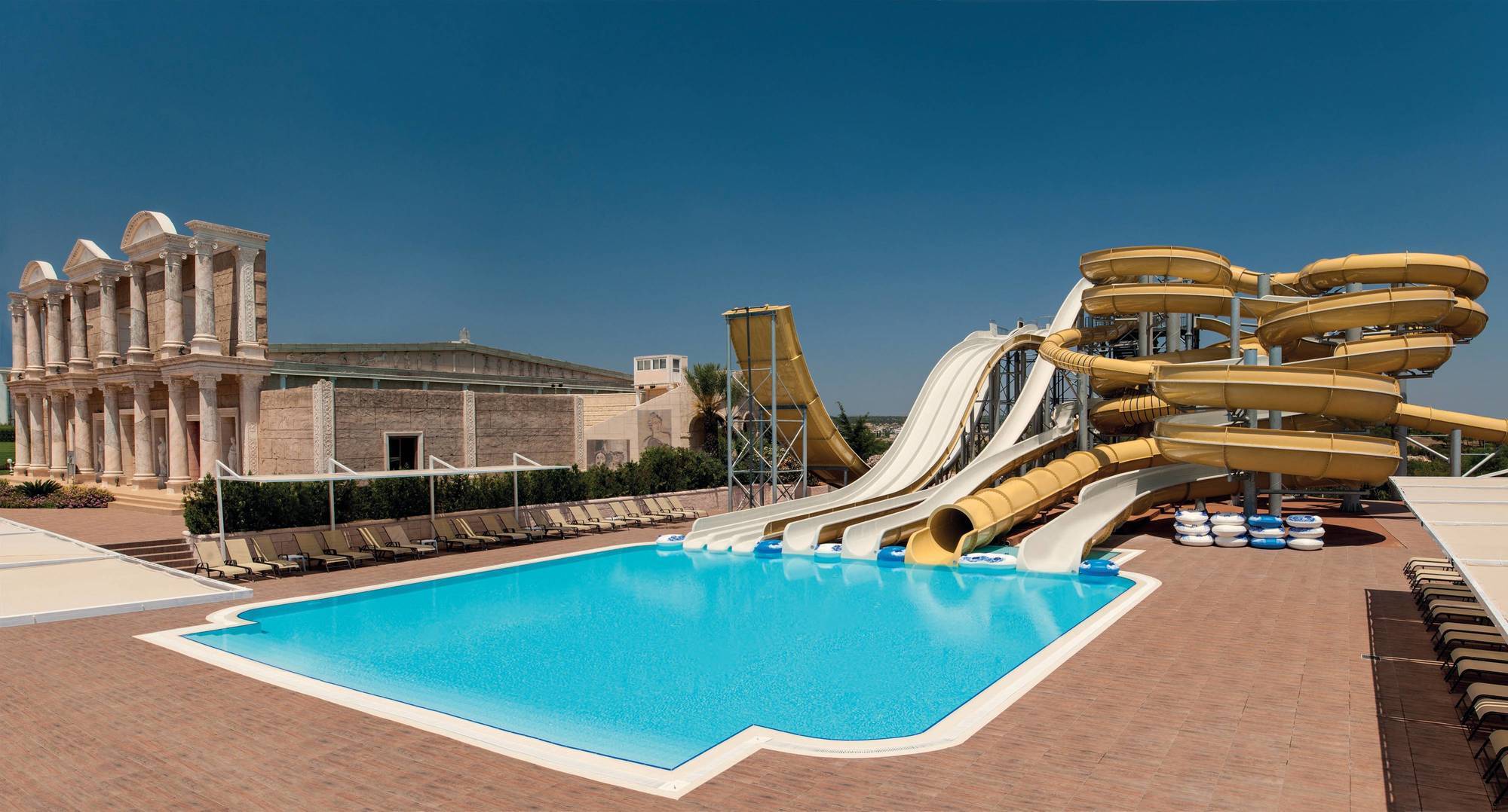 Kaya Artemis & Casino Hotel