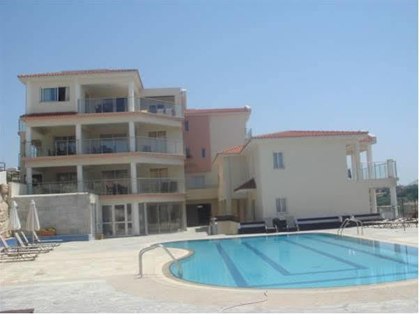Paradise Kings Club Klorakas