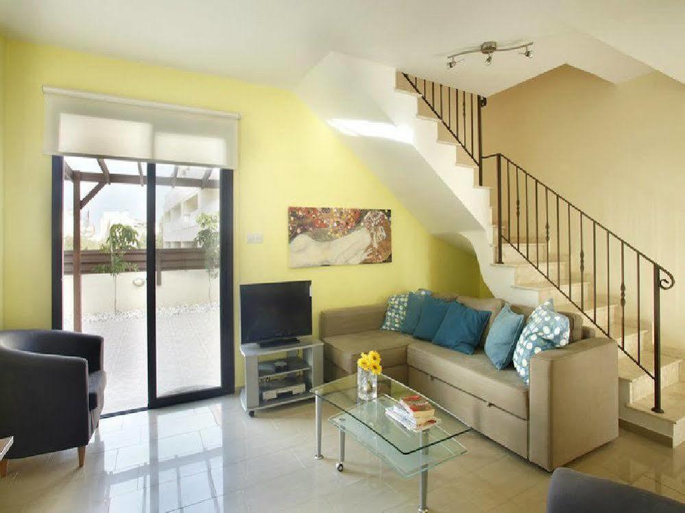 Apartment Valentina Townhouse Paralimni