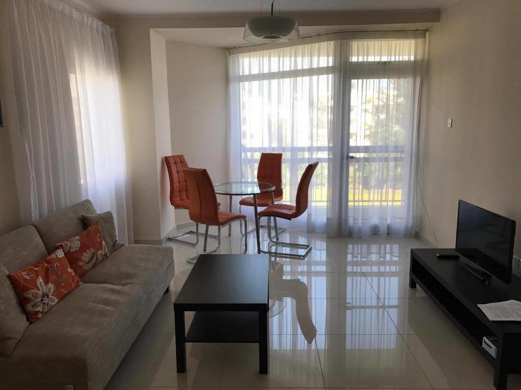 Zavos Marathon Apartment