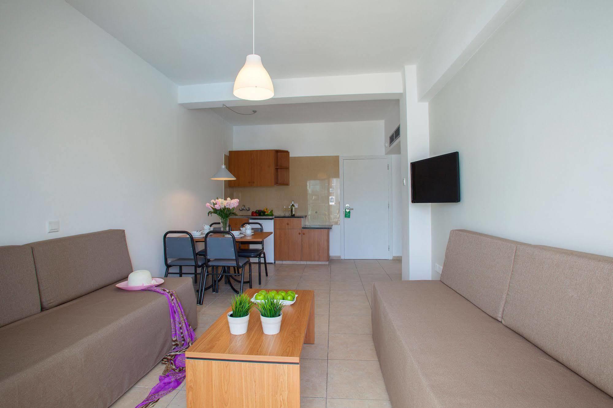 Smartline Hotel
