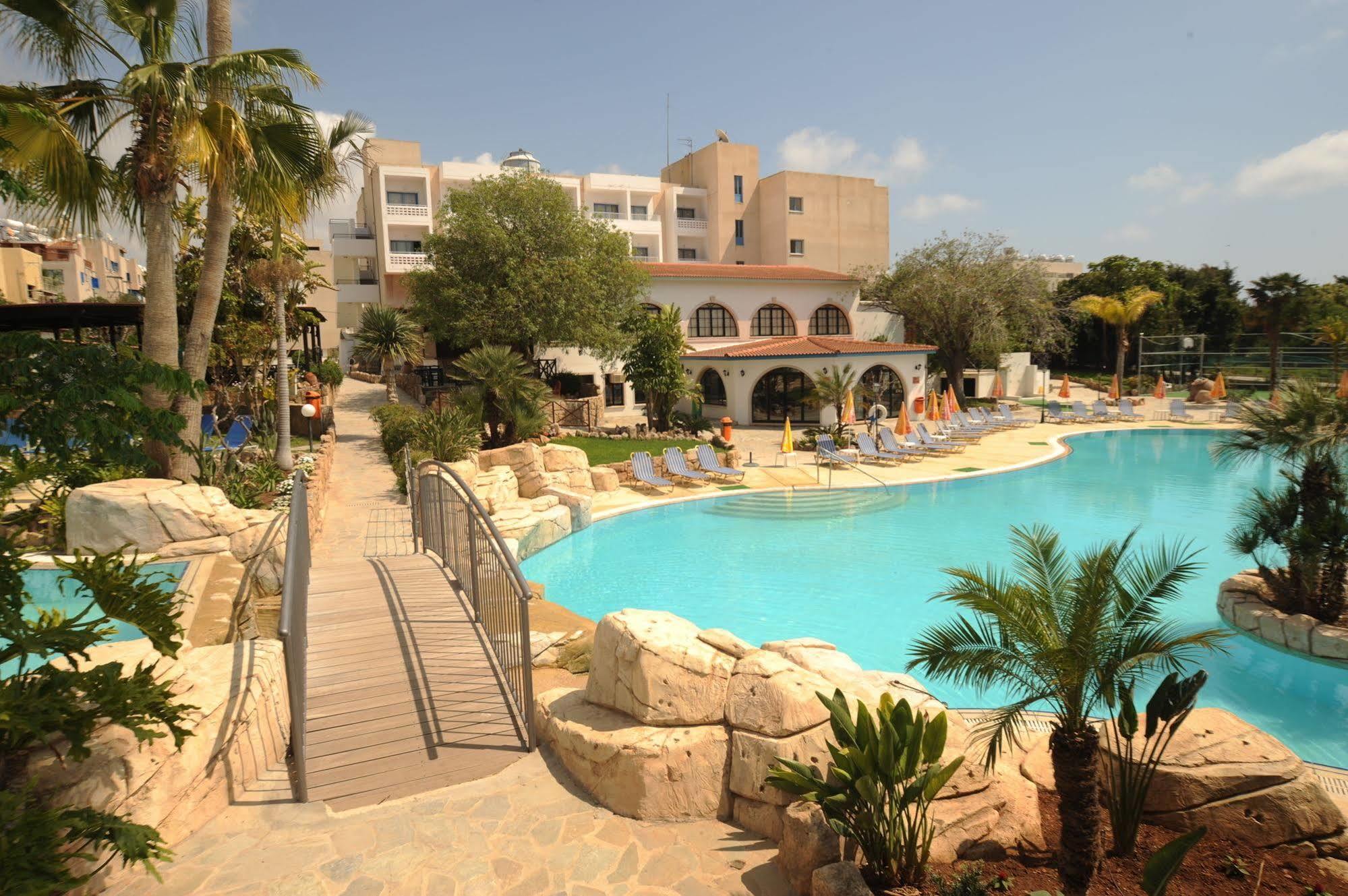 Smartline 4* Paphos