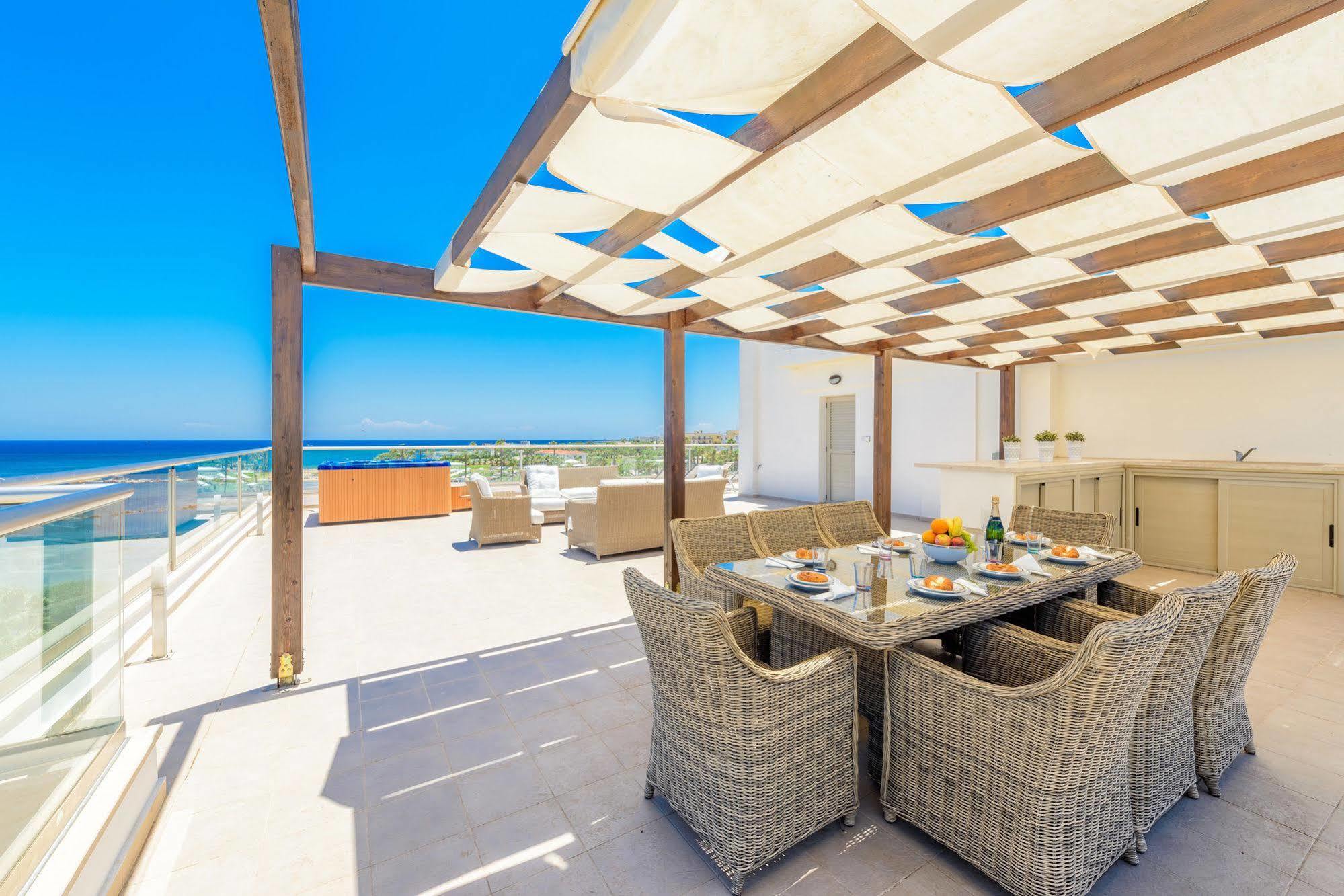 Panorama Penthouse * Pernera