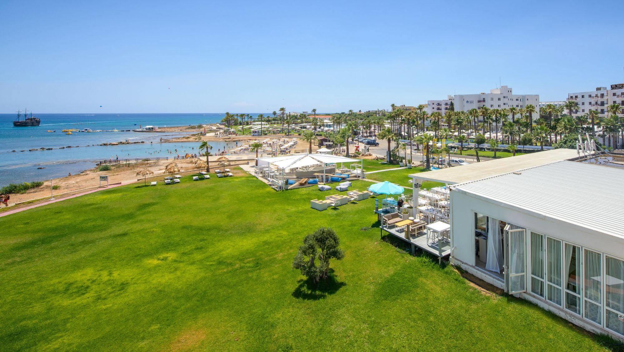 Panorama Penthouse Apartment Pernera