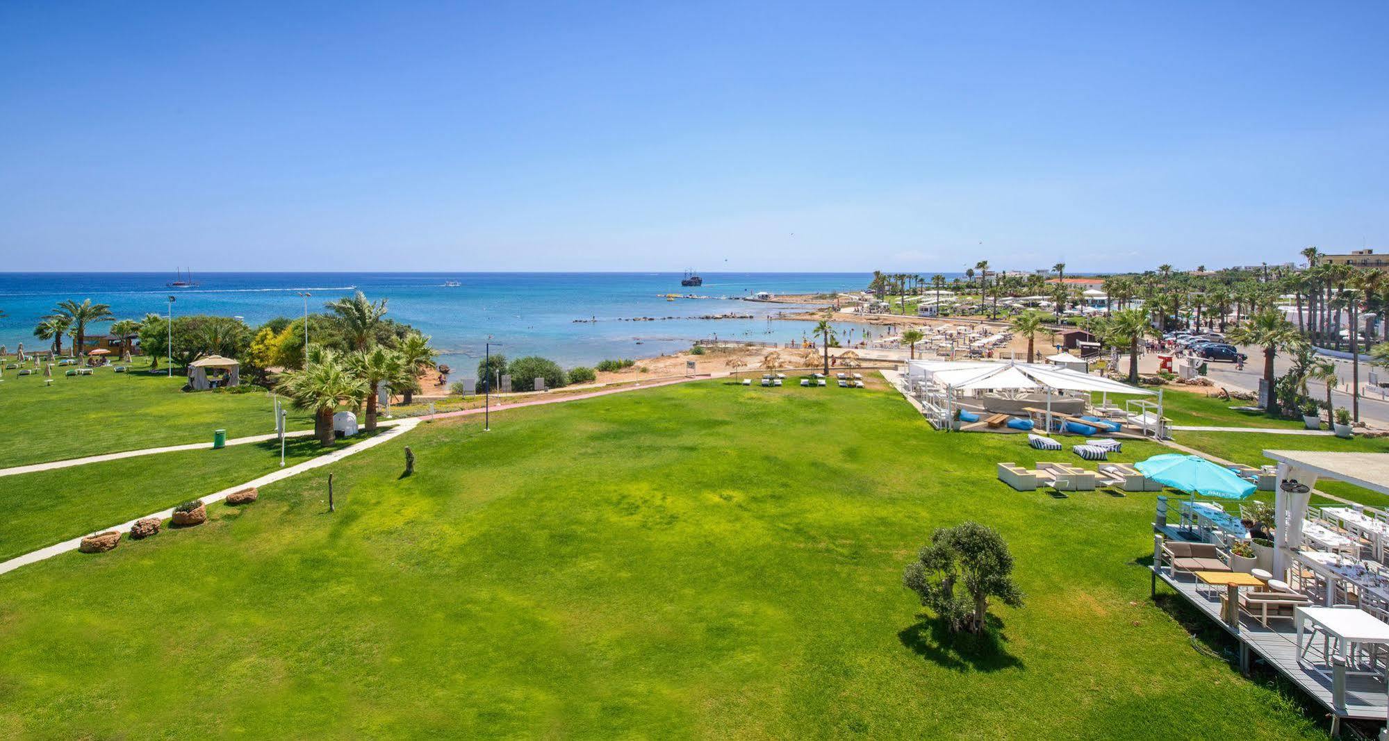 Panorama Penthouse Pernera