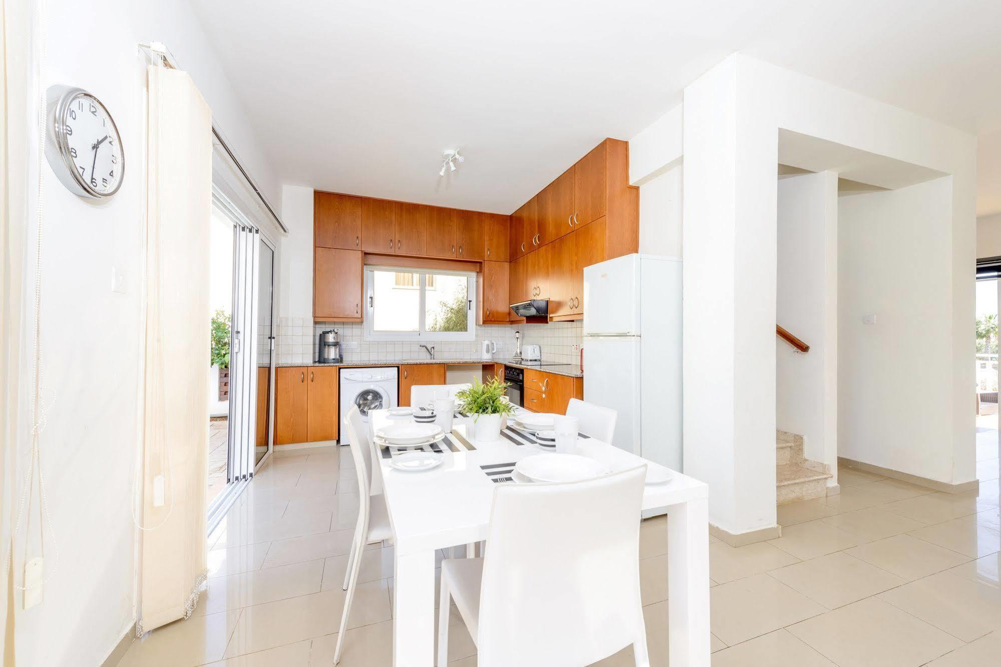Villa Atlas *
