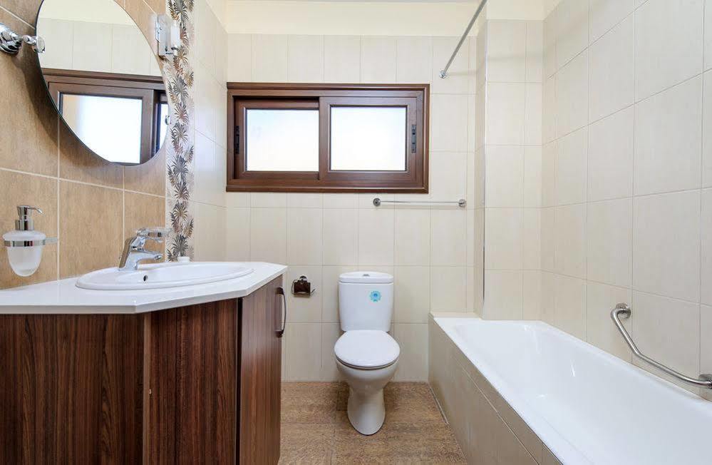 Seafront Luxury 4*