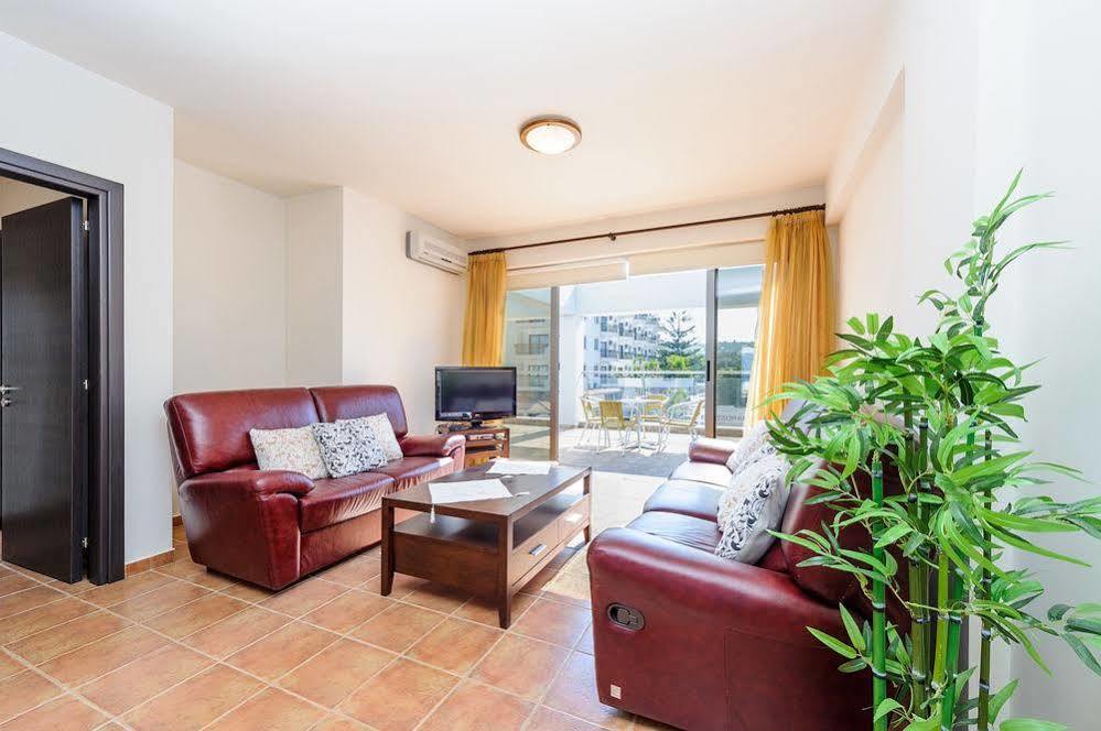 Seafront Luxury 4*