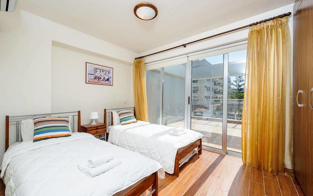 Seafront Luxury Hotel 4*
