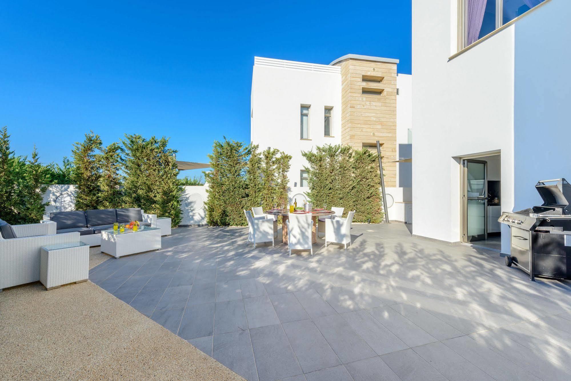 Imperial Villa *