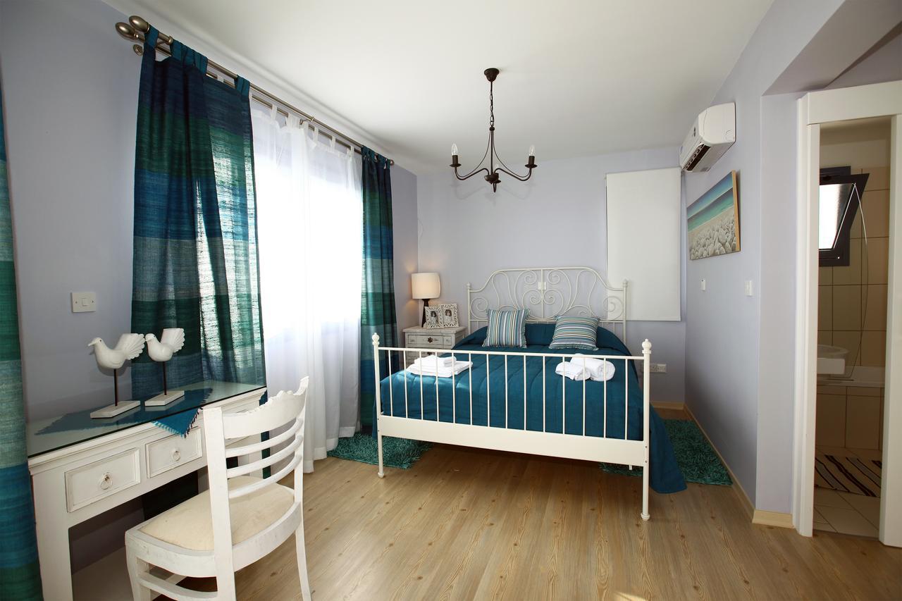 Meltemi Villa *