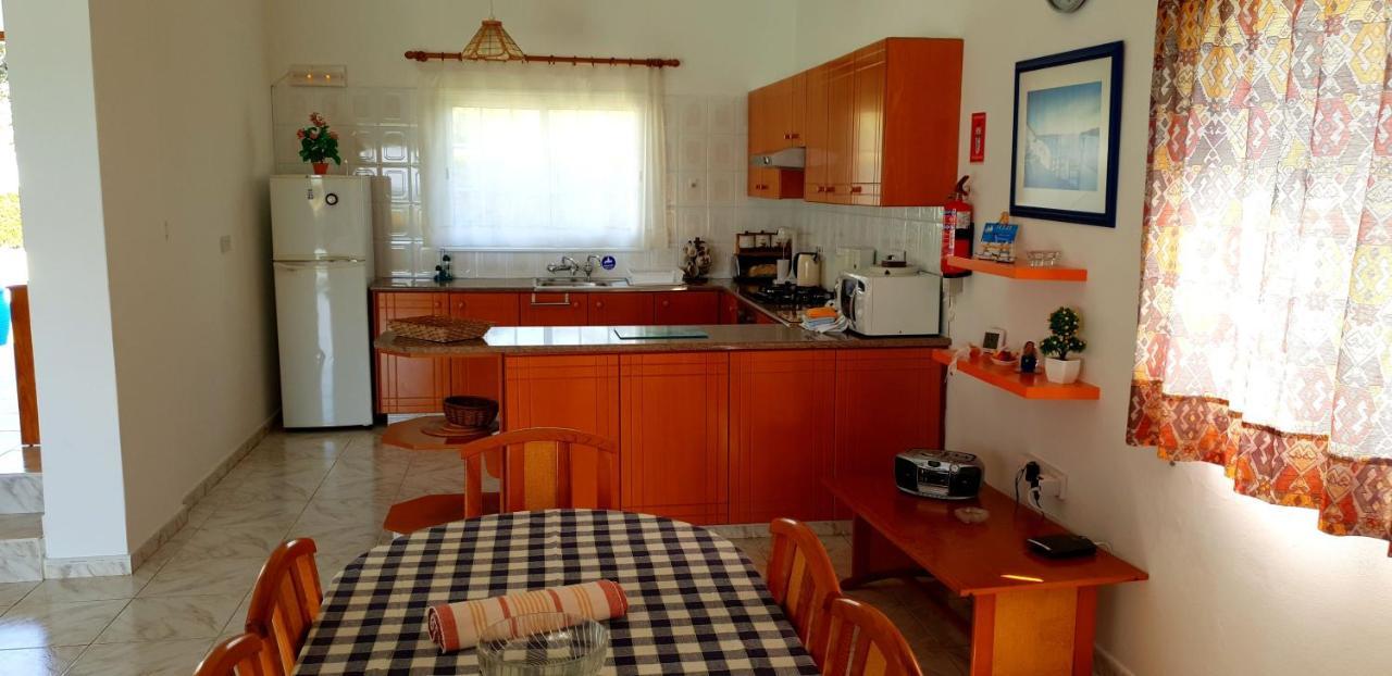 Villa Chriseleni Latchi