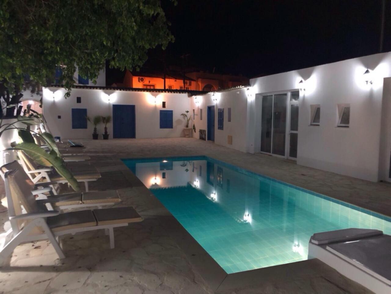 Lithos Aparthotel Voroklini
