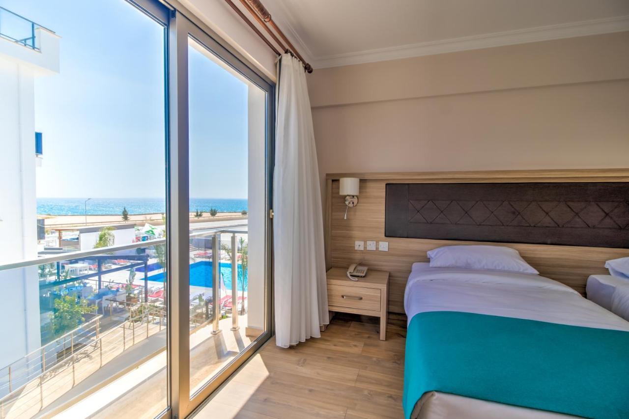 Sea Life Hotel 3*