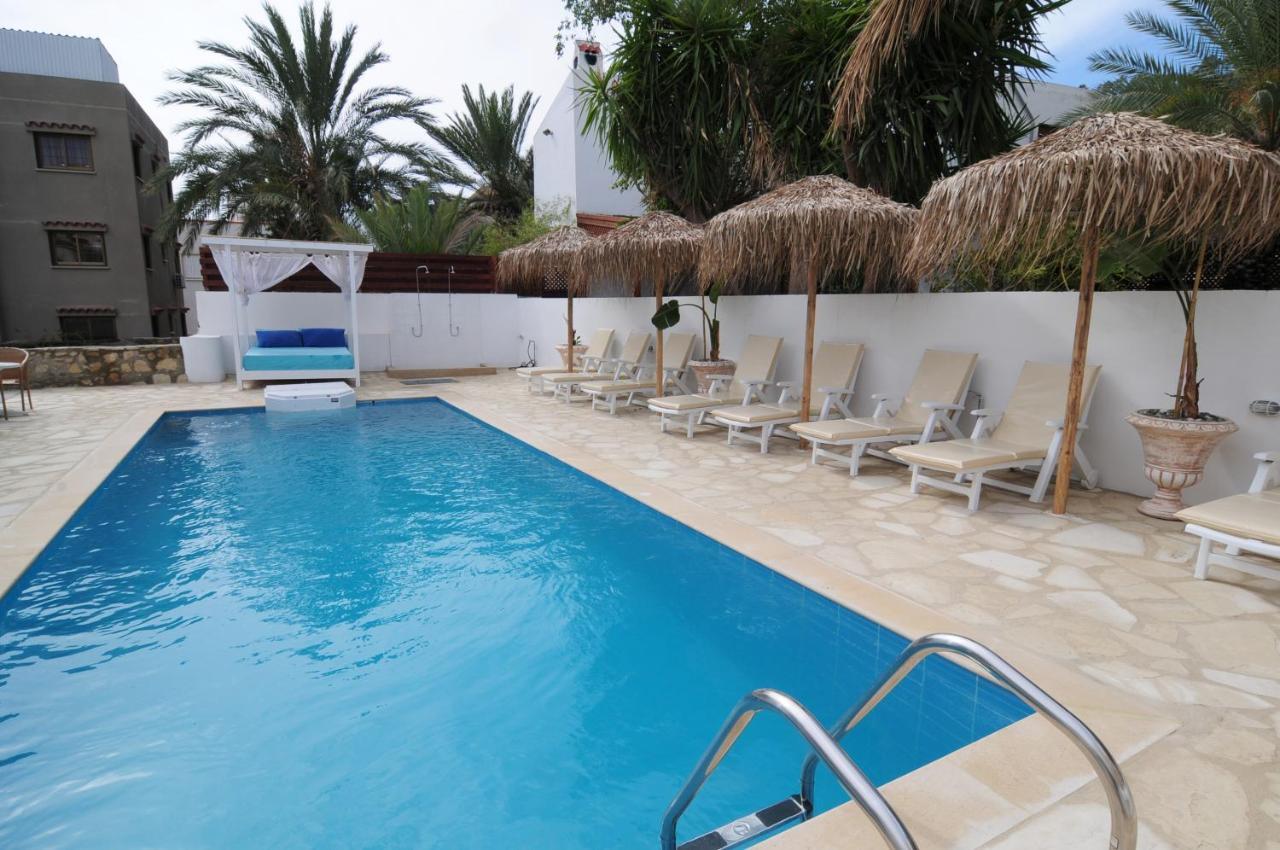 Lithos Aparthotel Voroklini
