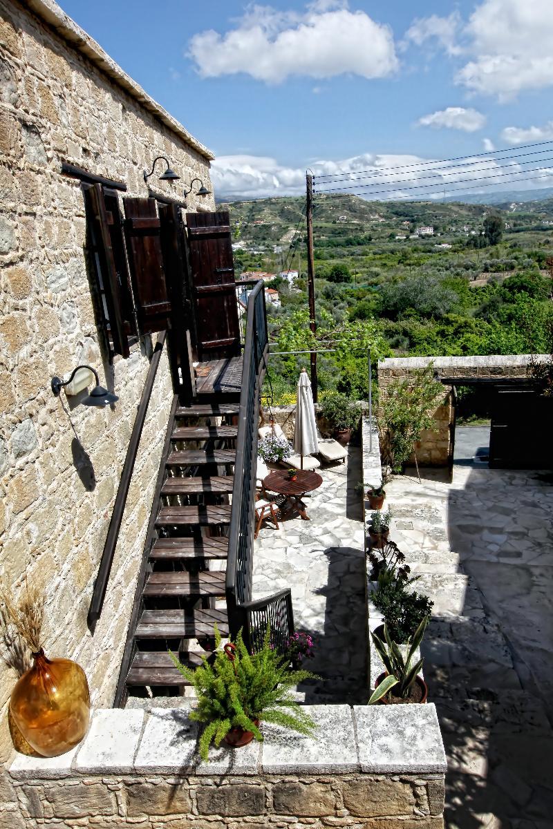 Leonidas Village * Goudhi