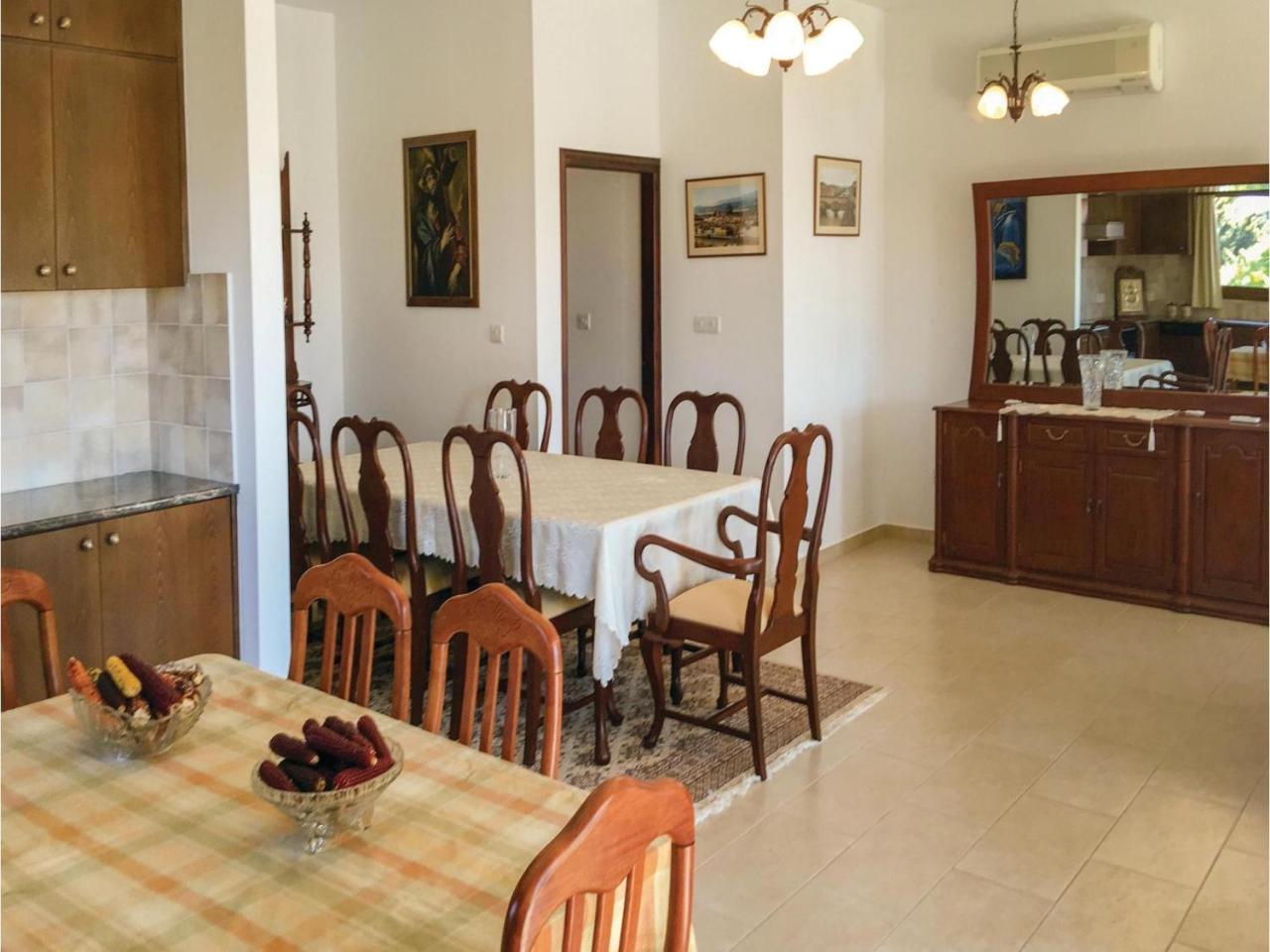 Stunning In Maroni-larnaca With Wifi Casa de férias