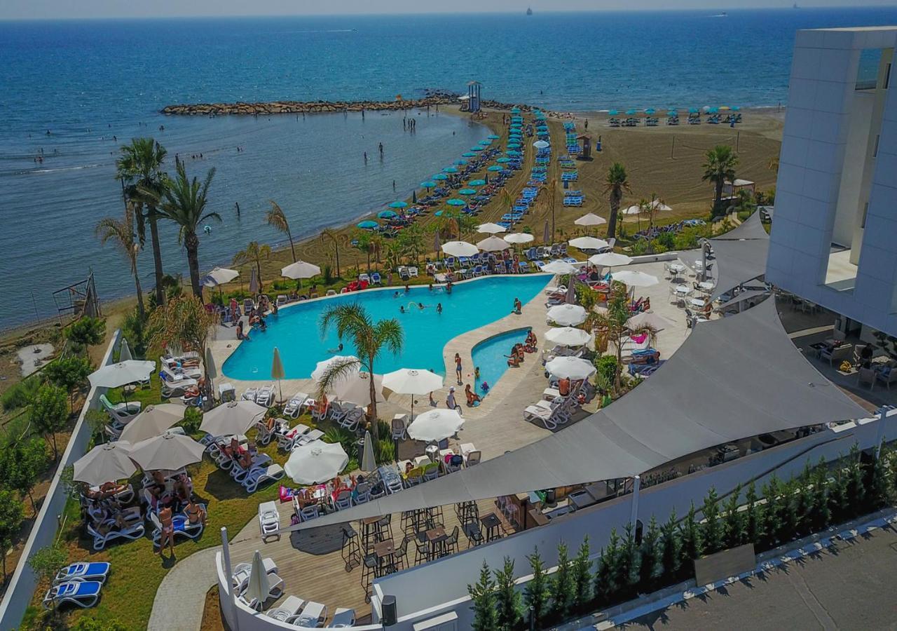 Lebay Hotel