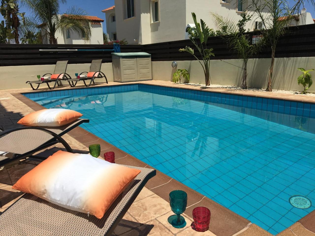 Orcadia Holiday Villa *