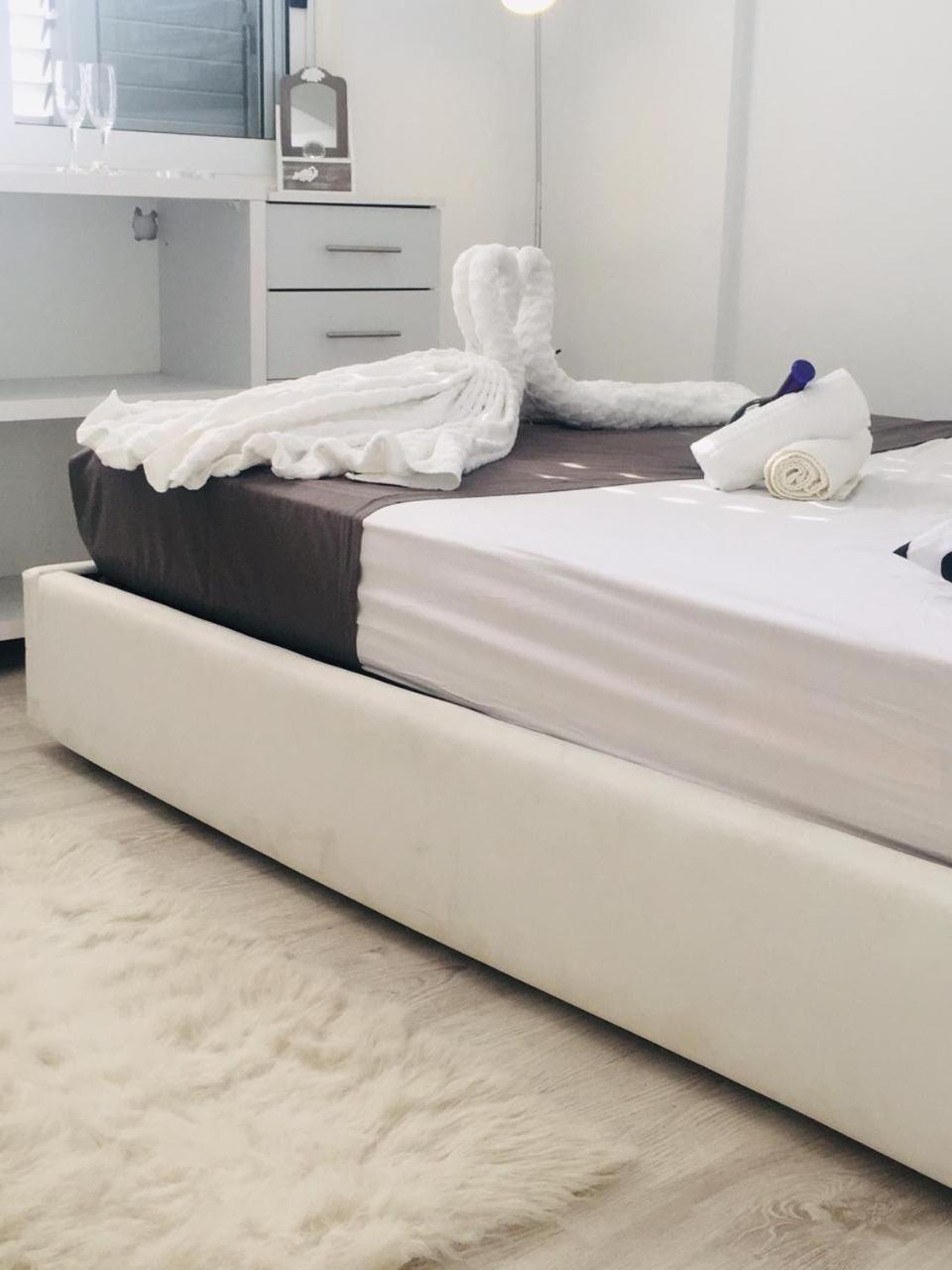 Yiallos Village Apartment Larnaca